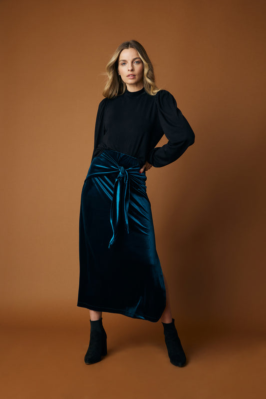 Falda Pompeya Petroleo